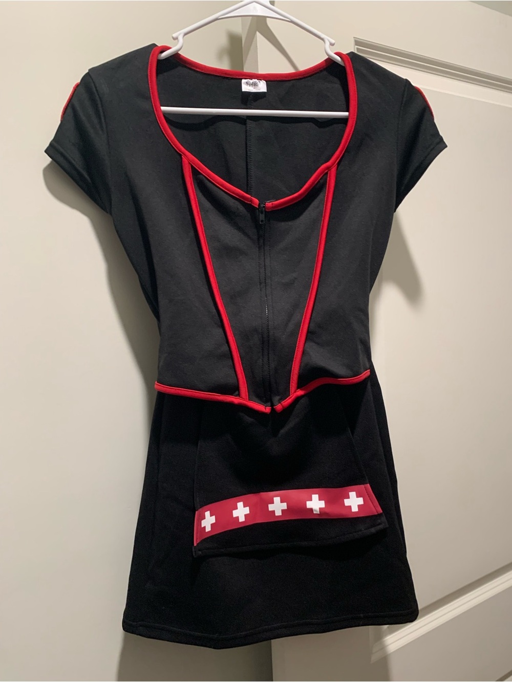 Women’s Halloween Nurse Costume